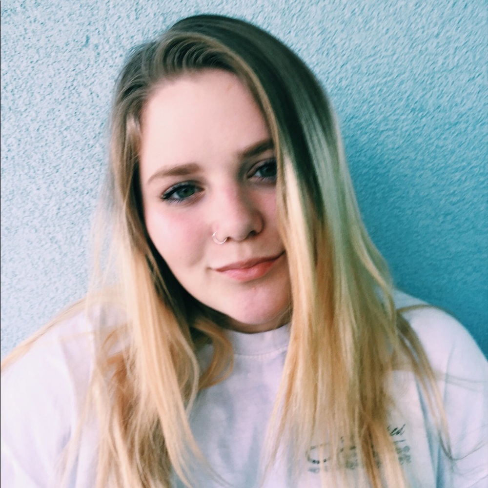 Meet your Posher, Hailey